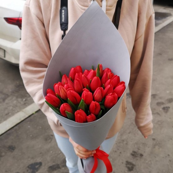 Букет «29 красных тюльпанов» - фото 3