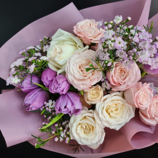 Букет из роз и тюльпанов - фото 3