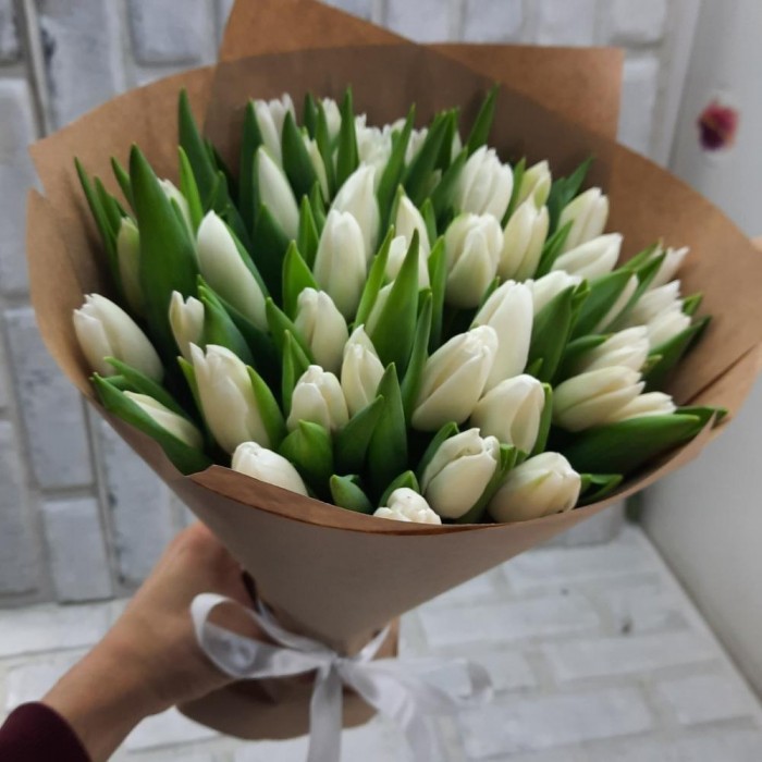 Букет «49 белых тюльпанов»